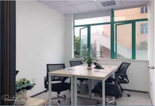 佛山轨道灯透镜COB大功率聚光透镜生产加工厂家